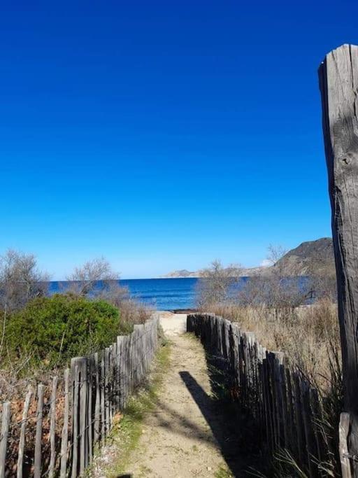 Charmant Petit Logement A 3 Kms De La Plage Бельгодер Экстерьер фото